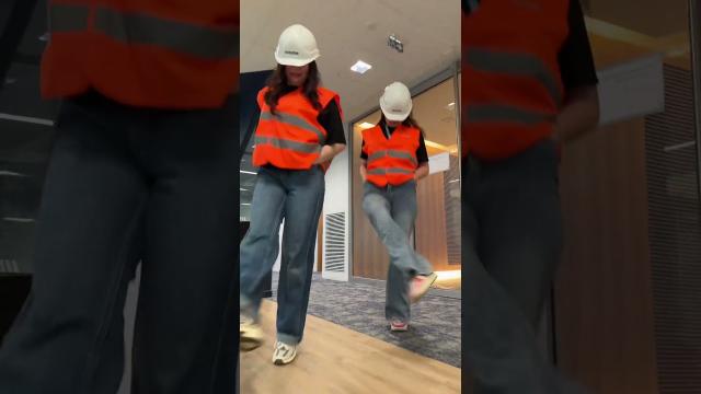 Hit those moves then hit the road in RoadCraft ????