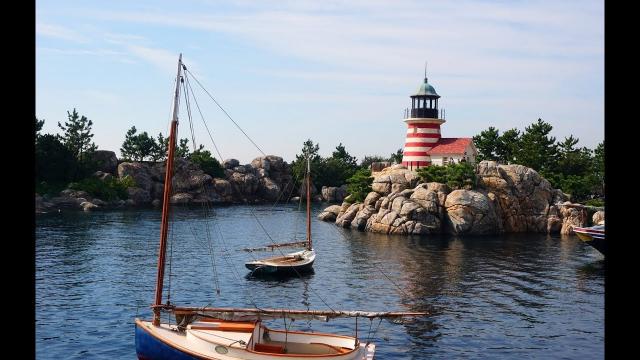 Theme Park Vlog - Thoughts on Tokyo DisneySea (ft. Edward Lewis)