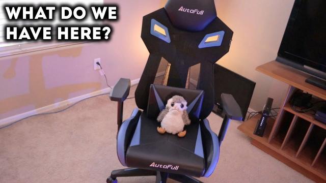 What Do We Have Here....?  Epic New Gaming Chair! Black Friday Deal!