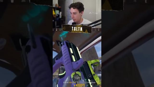 When your vision goes beyond 20/20 and straight into 6th sense mode. credit: @TGLTN